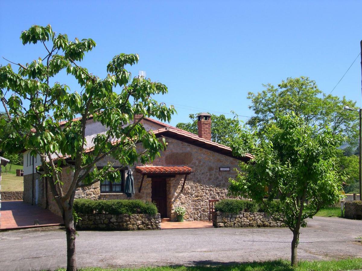 Pensjonat Turismo Rural El Sidron Piloña Zewnętrze zdjęcie